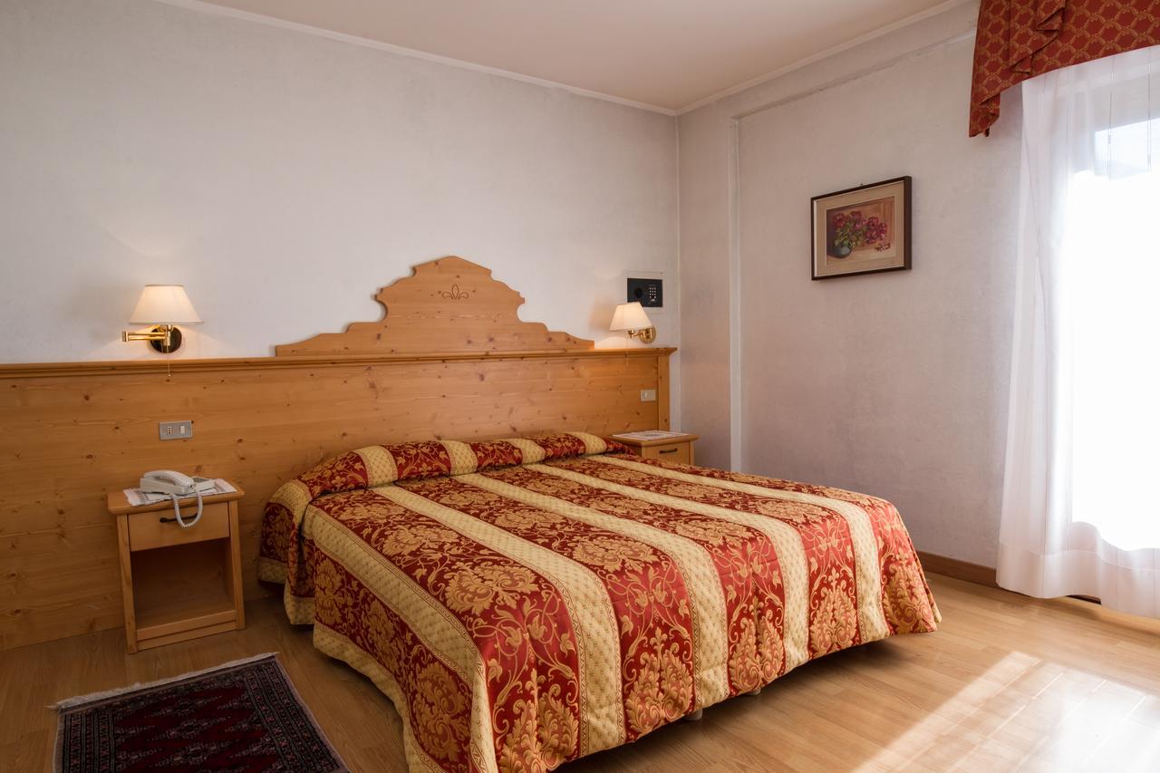 Hotel Al Prato Fiera Di Primiero Zewnętrze zdjęcie