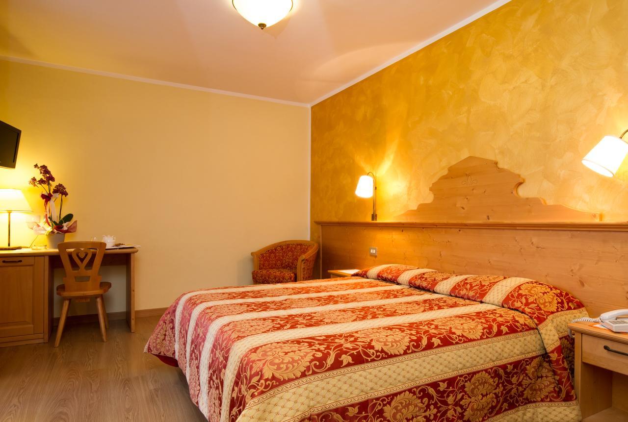 Hotel Al Prato Fiera Di Primiero Zewnętrze zdjęcie
