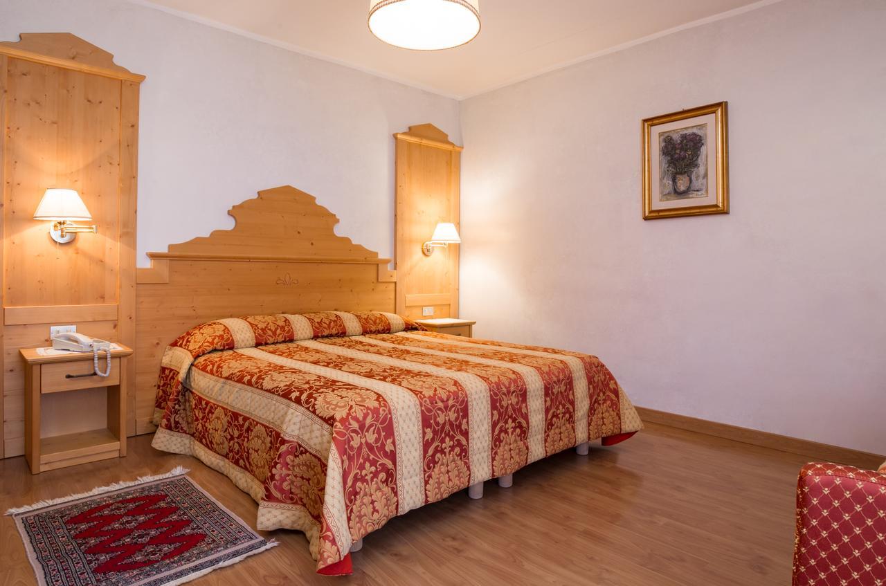 Hotel Al Prato Fiera Di Primiero Zewnętrze zdjęcie