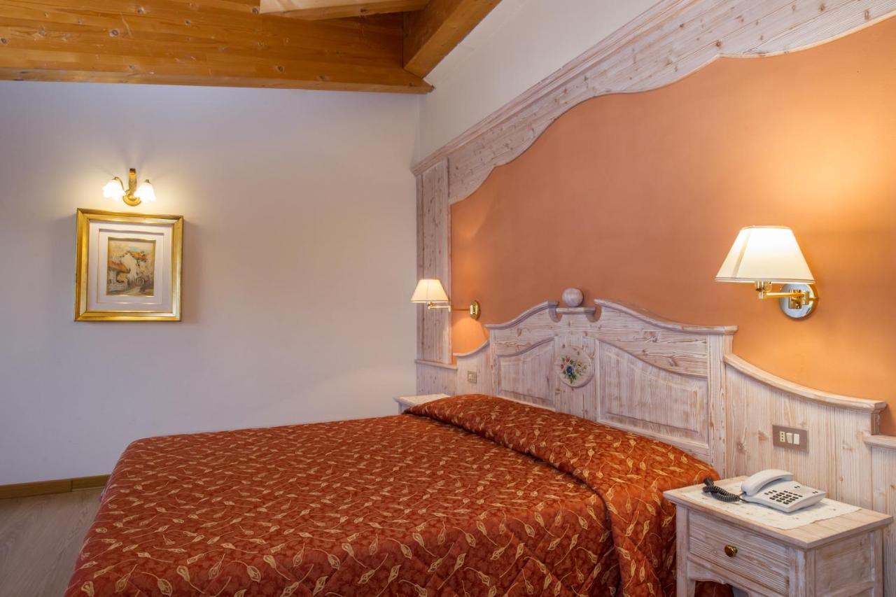 Hotel Al Prato Fiera Di Primiero Zewnętrze zdjęcie